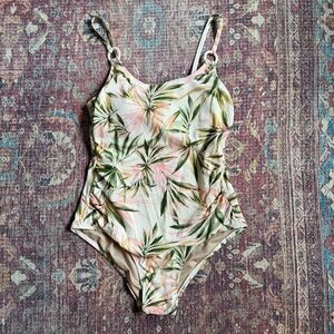 Shade and Shore Women’s Large Tropical Leaf Print Swimsuit